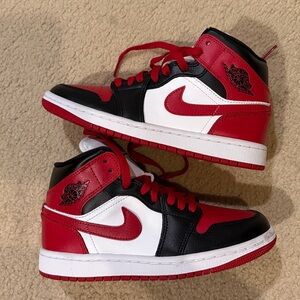 NEW Nike Air Jordan Sneakers Red Black